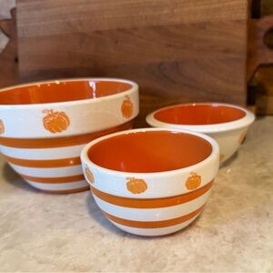 Terramoto Orange and White Pumpkin Striped Bowls-3